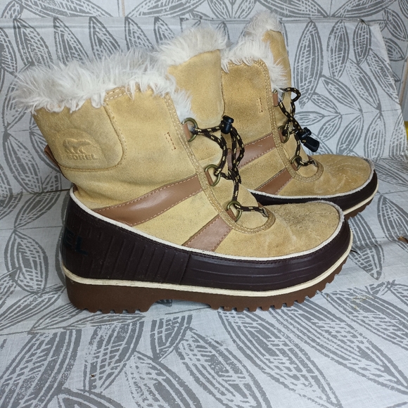 Sorel Tivoli Women's Tan and Brown Winter Boots Suede Weatherproof - Picture 7 of 7